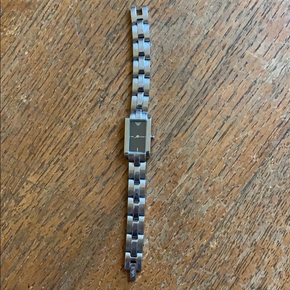 Vintage Armani women’s watch - Picture 6 of 8